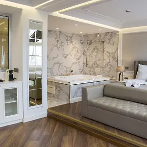 Mina - Special Category İstanbul