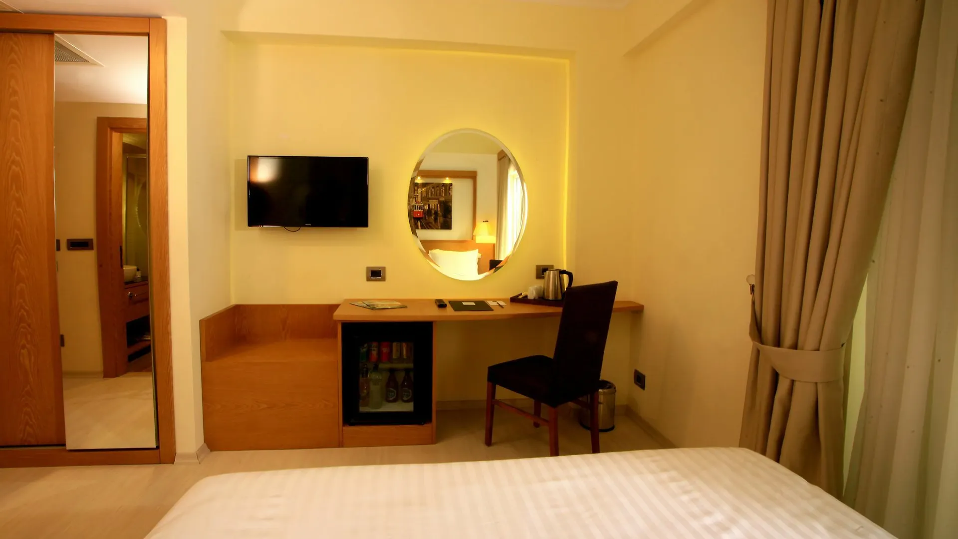 Beyoglu Mls Hotel Istanbul Bed & Breakfast